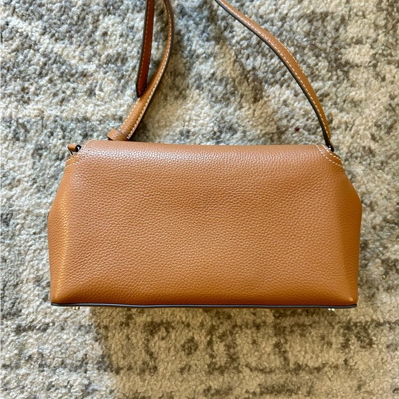 Toteme T-Lock Leather Clutch - Picture 8 of 9